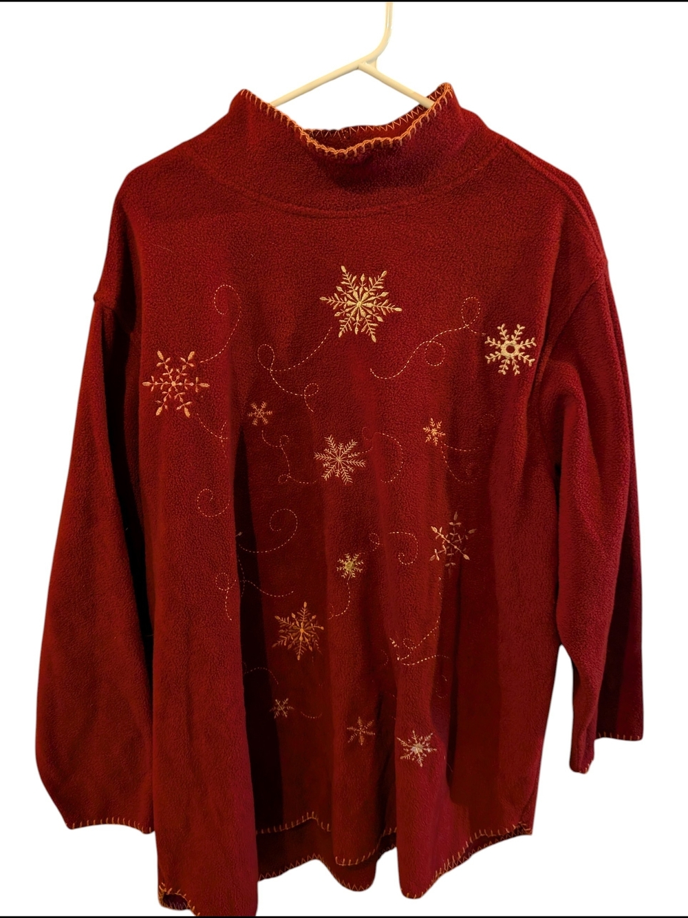 Vintage Women’s Purple Holiday Embroidered Snowflake Sweater